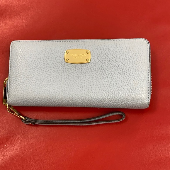 Michael Kors More Credit Cards Wallet - Picture 1 of 8